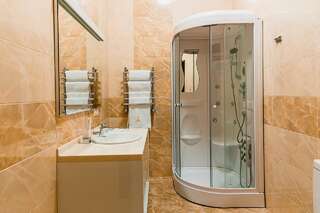 Отель MyLINE relax complex Нур-Султан Стандартный двухместный номер с 1 кроватью-5